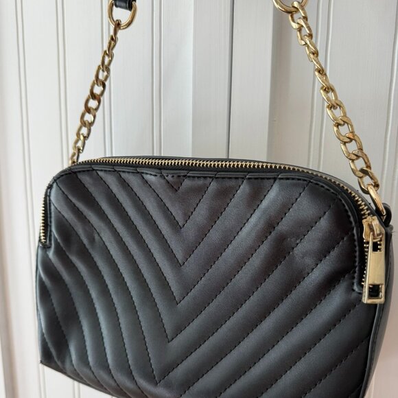 ALDO Black Chevron Double Compartment Crossbody Purse, $25 - Picture 6 of 9
